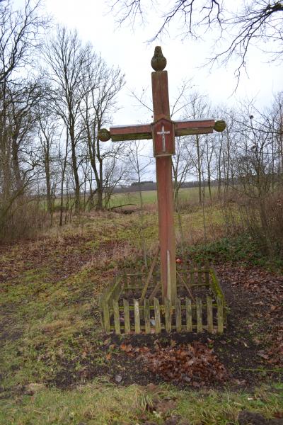 Kryžius Velžių kaimo žmonėms