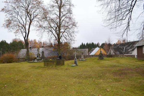 Pumpėnų Švč. M. Marijos Škaplierinės bažnyčios, vienuolyno ir varpinės ansamblis