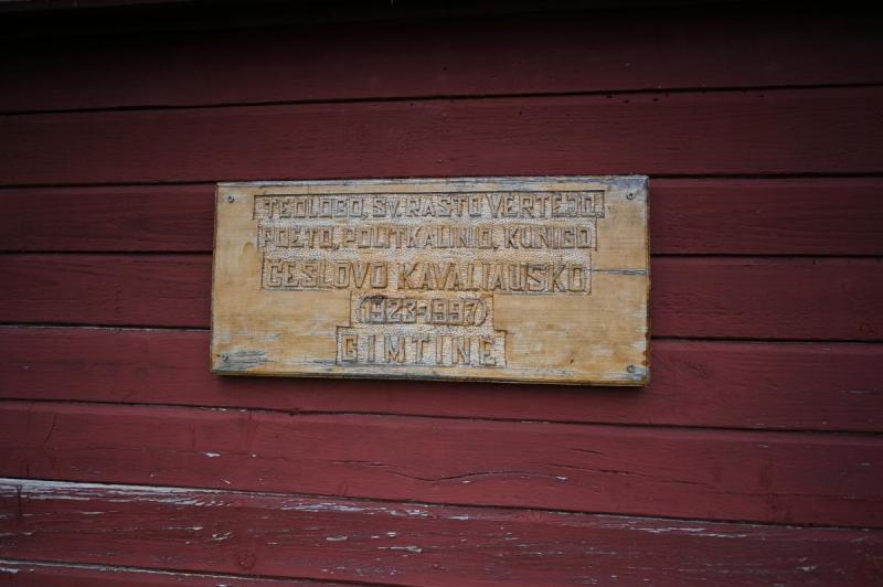 Teologo, Šventojo Rašto vertėjo Česlovo Kavaliausko tėviškė Pumpėnų miestelyje, Pumpėnų seniūnijoje