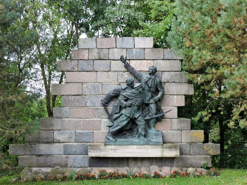 Paminklas 1863 m. sukilėliams Balsių kaime