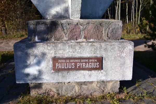 Paminklas broliams Pyragiams Baluškių kaime