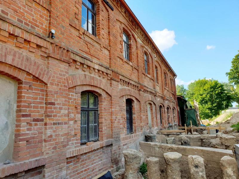 Raubonių vandens malūnas, vilnų karšykla-verpykla