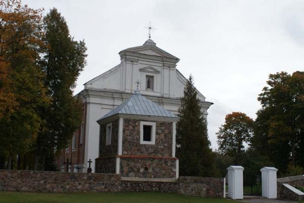 Pumpėnų Švč. M. Marijos Škaplierinės bažnyčios, vienuolyno ir varpinės ansamblis