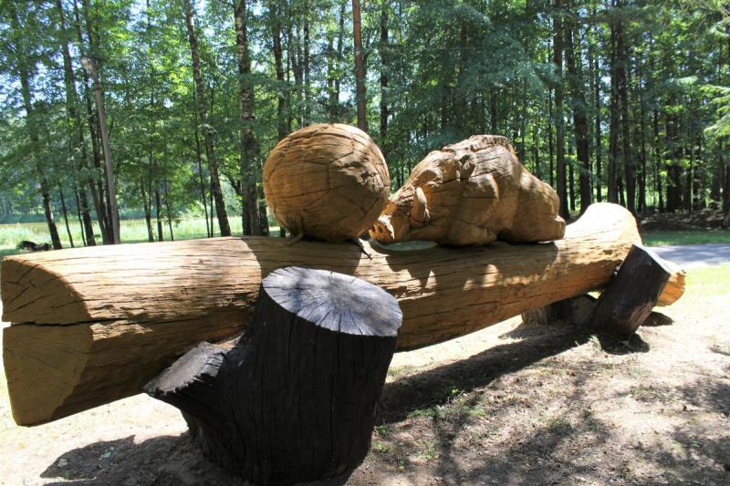 Skulptūros Pasvalio kultūros ir poilsio parke
