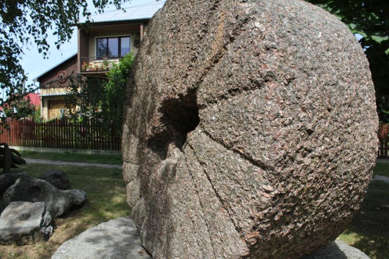 Girnų muziejus Pasvalyje