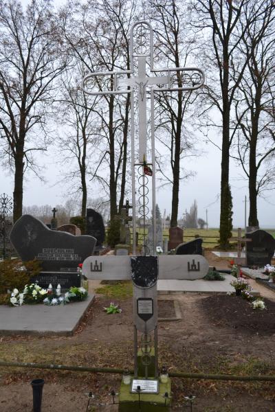 Kryžius 1941 m. Birželio sukilimo dalyviams Kapčiūnuose