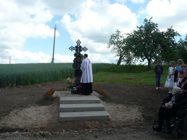 Pervalkų jaunimo kryžius