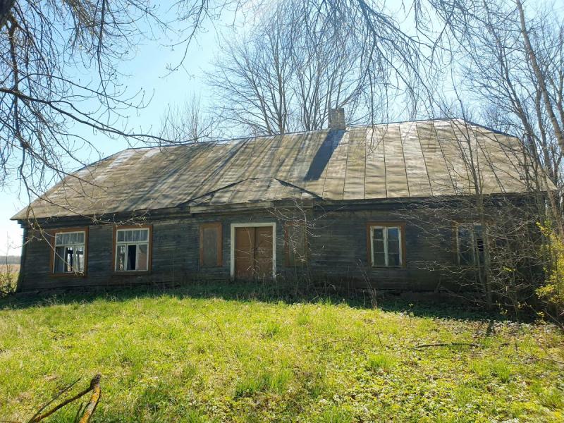 Koplytstulpis mokytojams tremtiniams Skrebotiškio kaime
