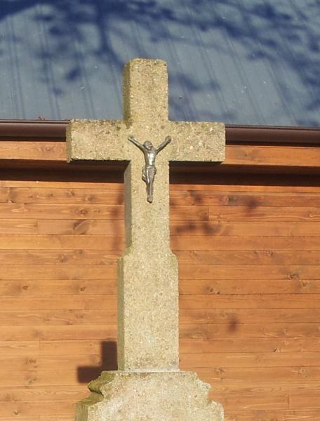 Kryžius A. Vegio sodyboje, Žvirblinių kaime