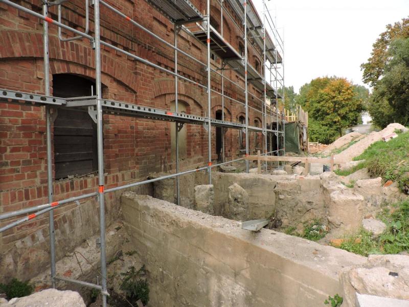 Raubonių vandens malūnas, vilnų karšykla-verpykla