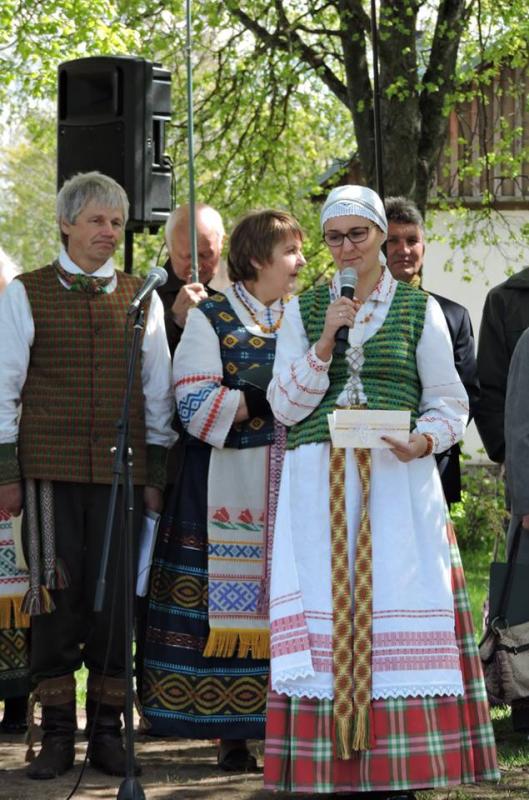 Atminimo lentos 1919–1920 m. Nepriklausomybės kovų Pumpėnų valsčiaus savanoriams, Vyčio kryžiaus kavalieriams ir kryžius Nepriklausomybei