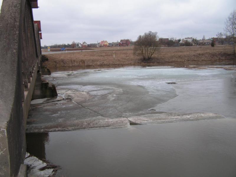 Ustukių tiltas