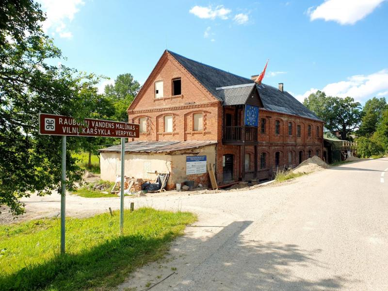 Raubonių vandens malūnas, vilnų karšykla-verpykla