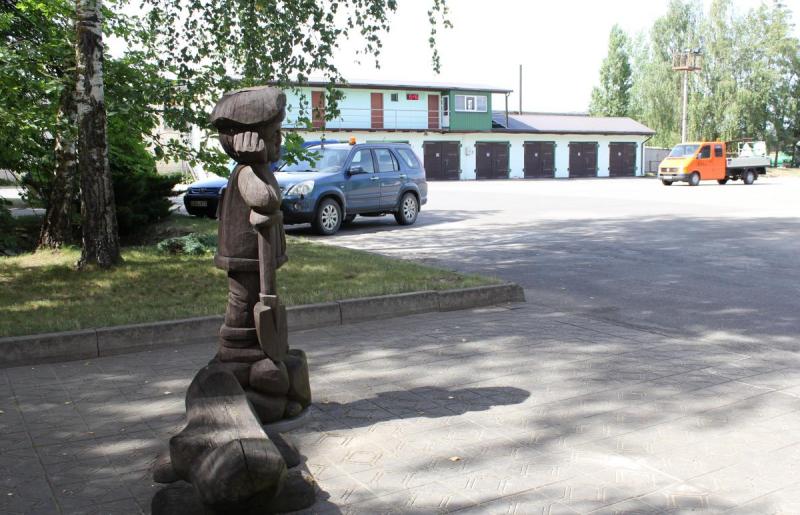 Skulptūra „Keliukas“ Pasvalyje
