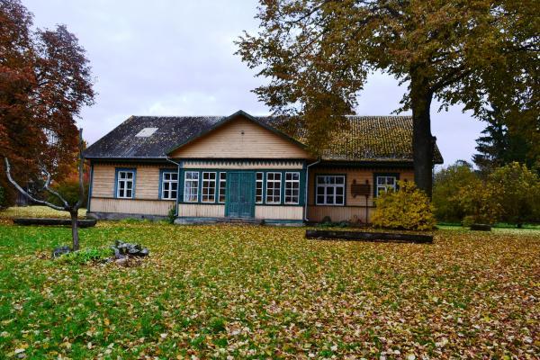 Žadeikių dvaras