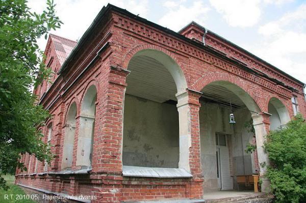 Pajiešmenių dvaras