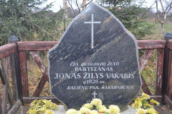 Paminklas partizanui Jonui Žiliui Daujėnų seniūnijoje