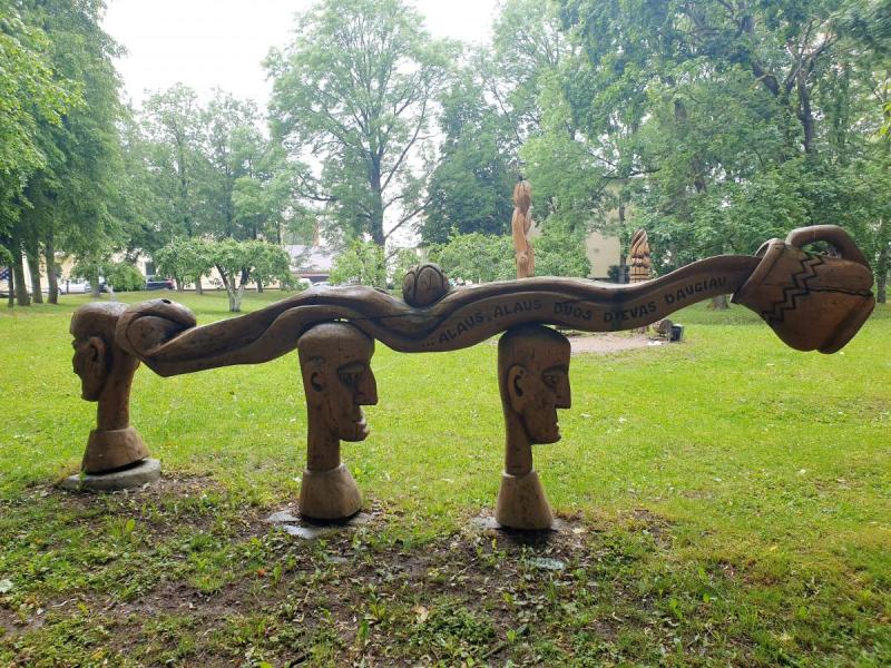Pasvalio senosios klebonijos (Užupio) parkas