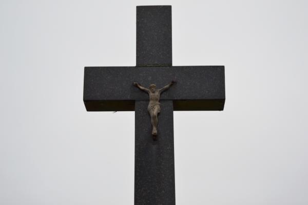 Kryžius jaunimui ir Lietuvai ties Paįstriečių kaimu