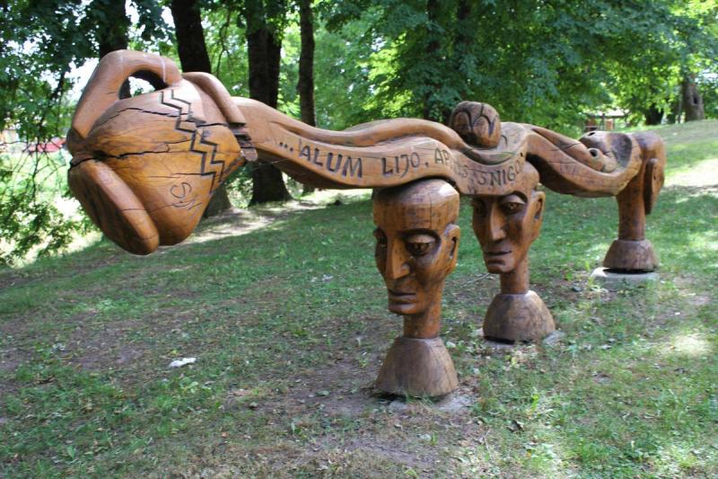 Pasvalio senosios klebonijos (Užupio) parkas