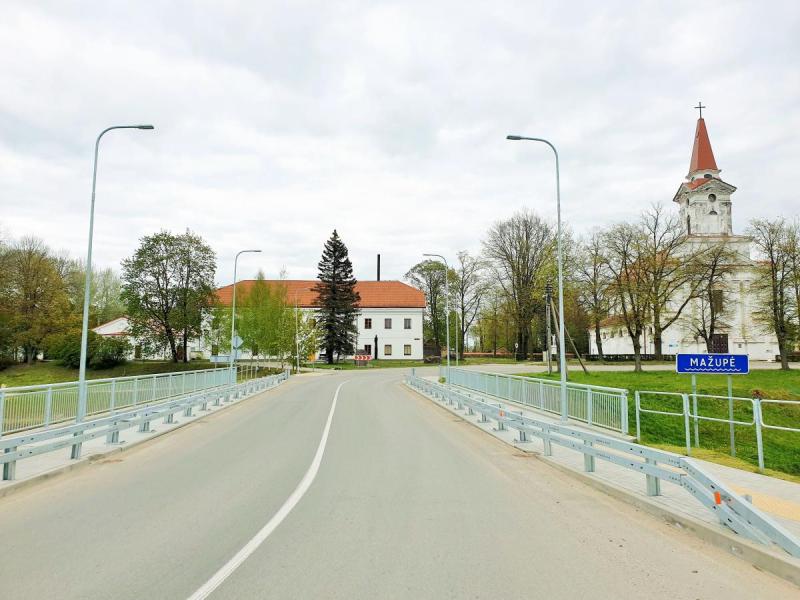 Joniškėlio Švč. Trejybės bažnyčia