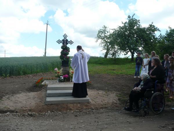 Pervalkų jaunimo kryžius