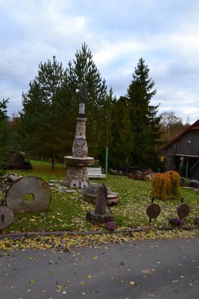 Balsių vandens malūnas