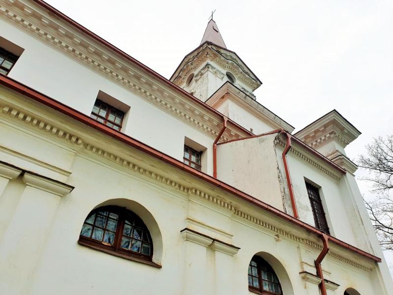 Joniškėlio Švč. Trejybės bažnyčia