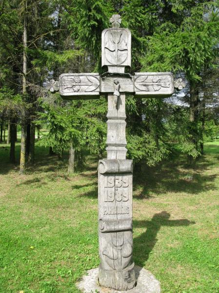 Baltijos kelio kryžių slėnis