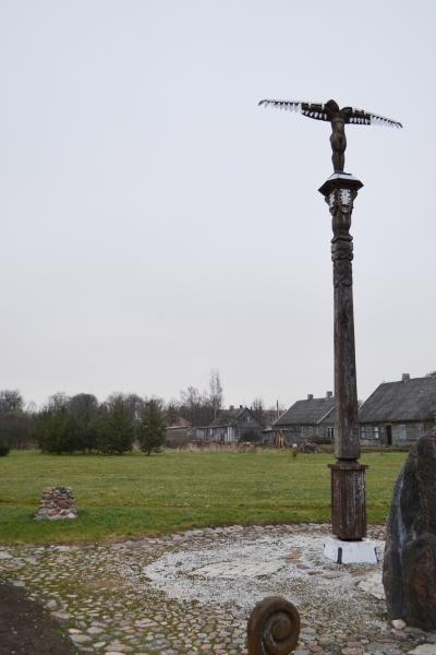 Stogastulpis Joniškėlio parke