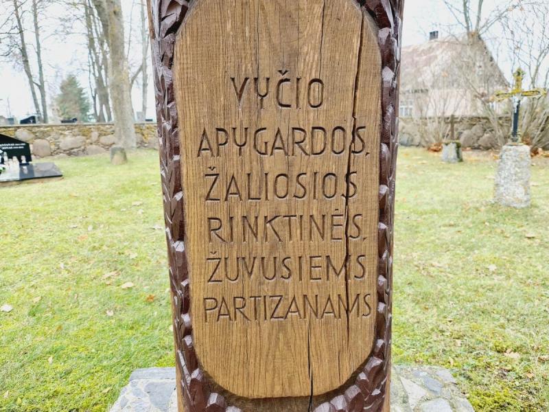 Stogastulpis žuvusiems partizanams Kriklinių kaime