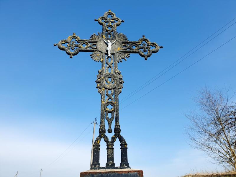 Pervalkų jaunimo kryžius