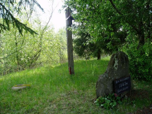 Paminklas 1863 m. sukilėliams Januškuose