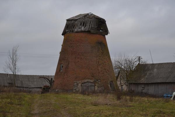 Kiemėnų (Gurausko) vėjo malūnas