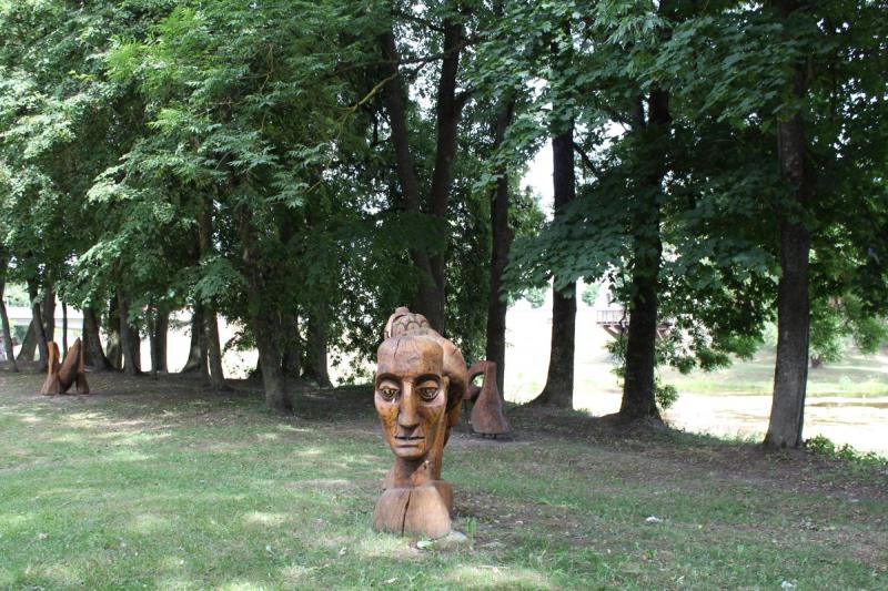 Pasvalio senosios klebonijos (Užupio) parkas