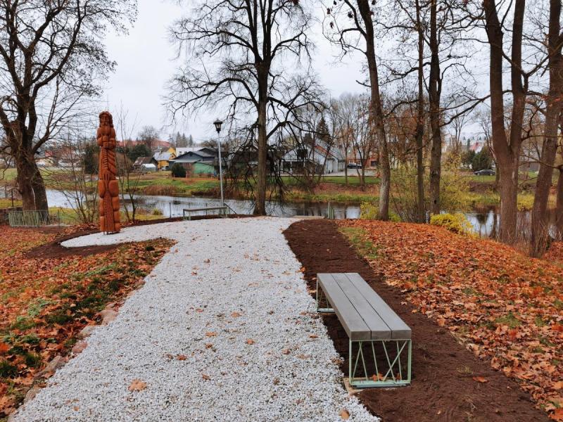 Skulptūra „Vandenis“ Pasvalyje