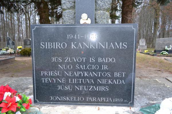 Paminklas Sibiro tremtiniams Joniškėlyje
