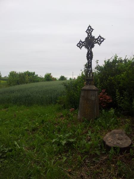 Pervalkų jaunimo kryžius