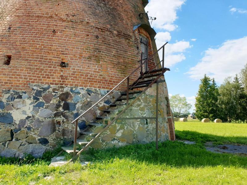 Pumpėnų vėjo malūnas