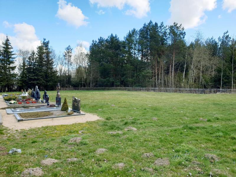 Ustukių laidojimo vieta ir senovės gyvenvietė