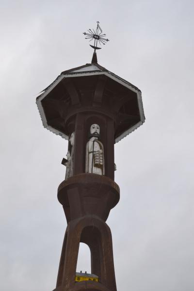 Koplytstulpis Kiemėnų mokyklos 125-mečiui