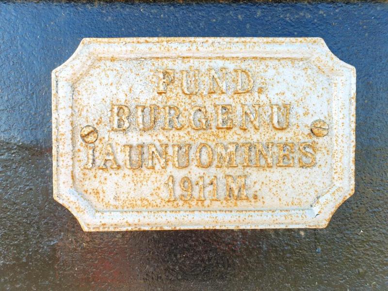 Burgėnų kaimo jaunuomenės kryžius