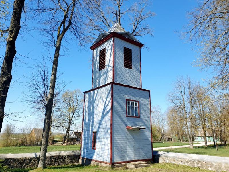 Skrebotiškio Švč. Jėzaus Širdies bažnyčia