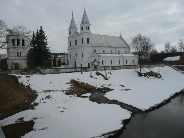 Angelų skulptūros Pasvalyje