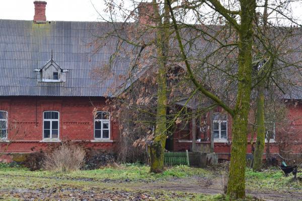 Valmonių palivarkas