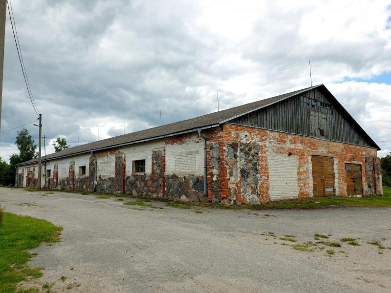 Lavėnų (Niurkonių) dvaras
