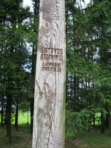 Baltijos kelio kryžių slėnis