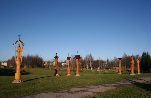 Stogastulpiai Smegduobių parke